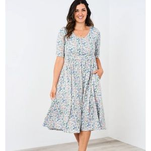 Classic cotton Latched mama dress